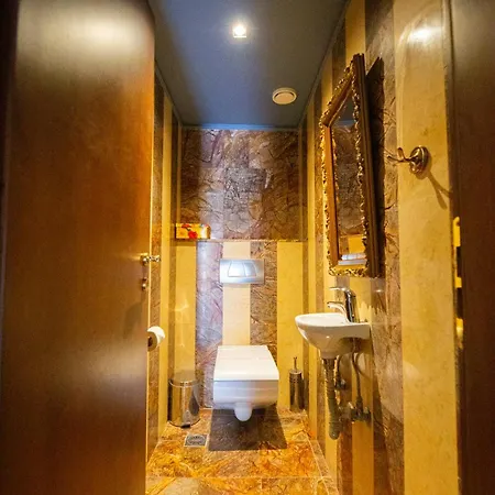 Aparthotel Civitas 4*