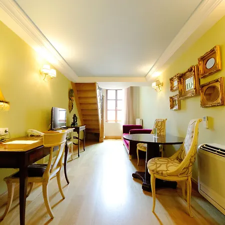 Hotel apartamentowy Civitas 4*