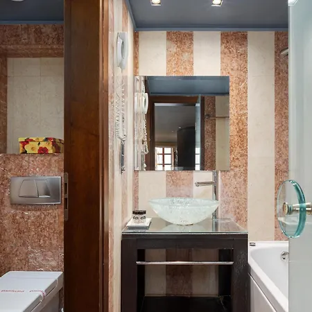 Aparthotel Civitas 4*