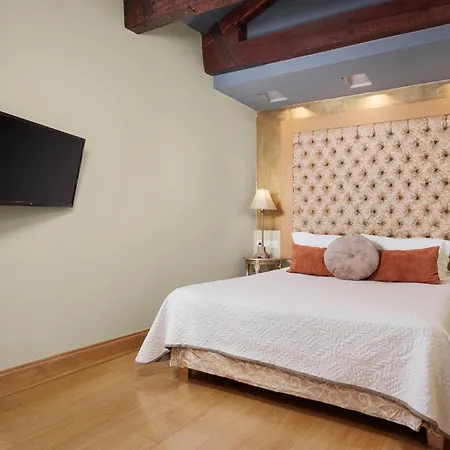 Aparthotel Civitas 4*