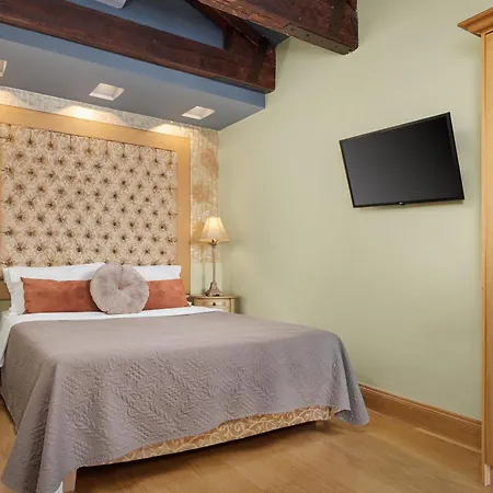 Civitas Aparthotel 4*