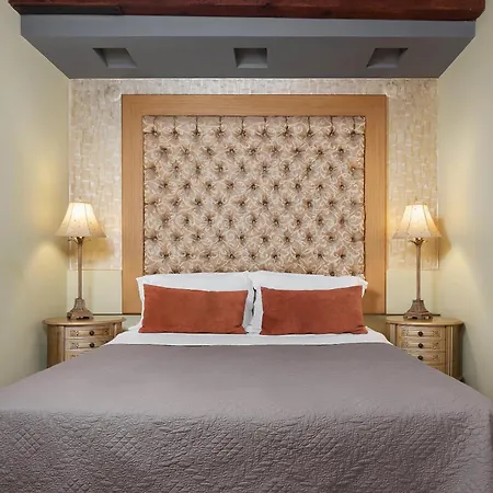 Aparthotel Civitas 4*