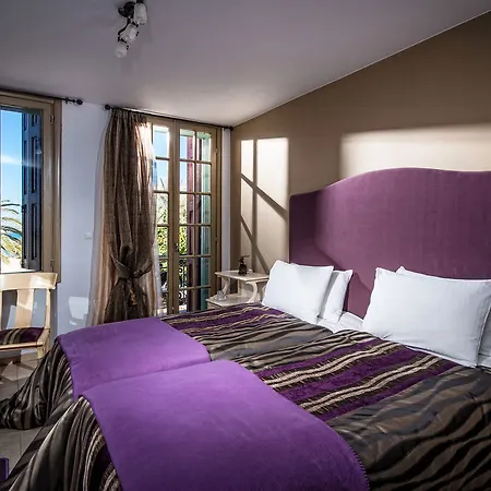 Aparthotel Civitas