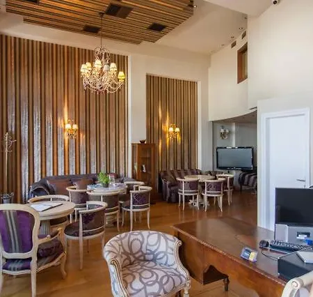 Hotel apartamentowy Civitas 4*