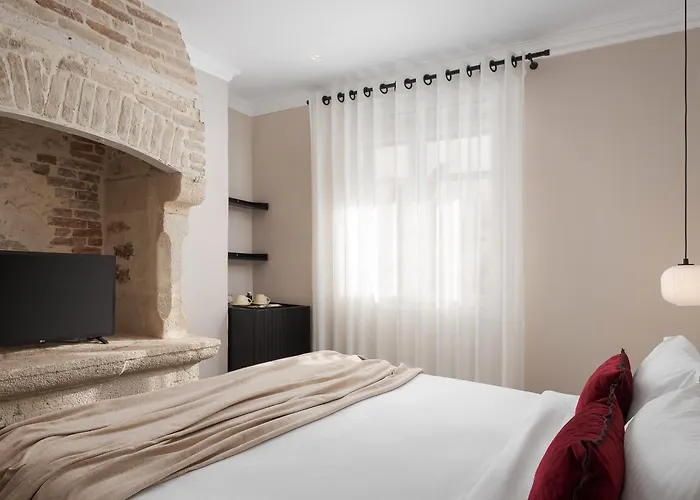 Civitas Apartmanhotel 4*