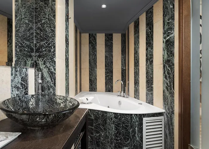 Civitas Apartmanhotel 4*