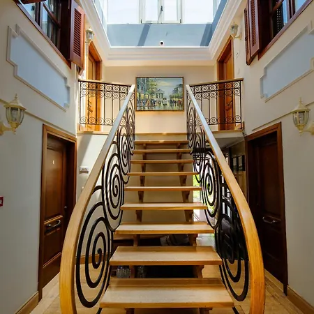 Ξενοδοχείο με διαμερίσματα Civitas 4*