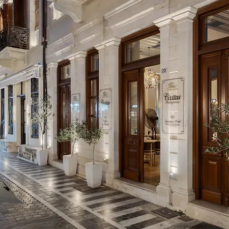 Aparthotel Civitas 4*