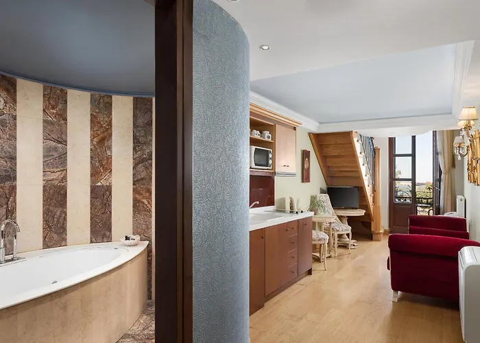 Апарт-отель Civitas